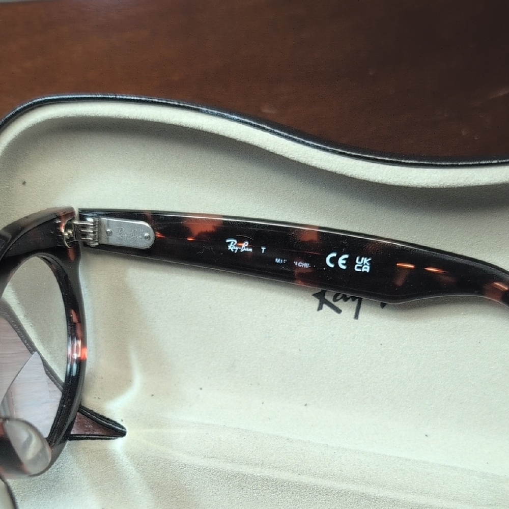 Ray-Ban Tortoiseshell Women's Glasses - Picture 3 of 4